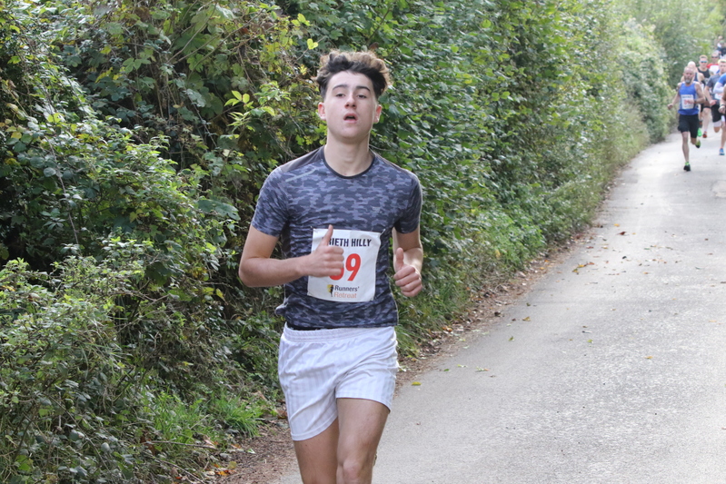 photo 0056 of a runner