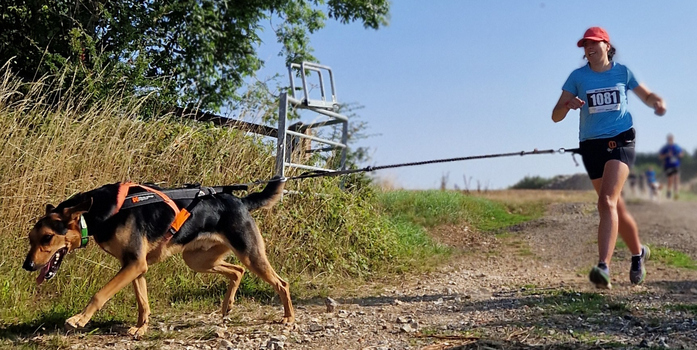 This photo is of Jessica Carter. It was taken by Racing Line Running